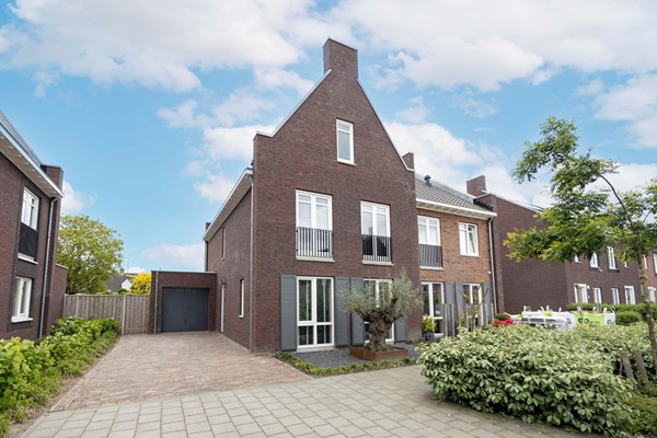 Medium property photo - Amaliastraat 12, 4711 SK St. Willebrord